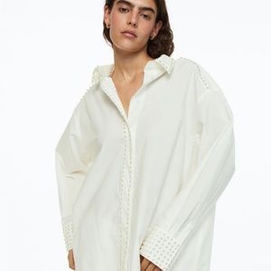 H&M CREAM OVERSIZED BEADED SHIRT size M